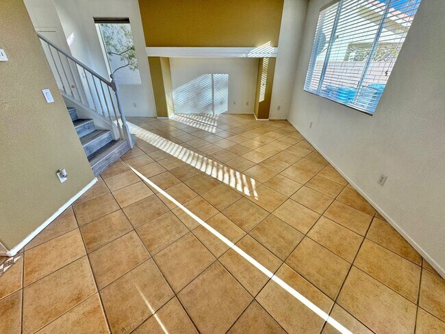 Foto del edificio - BEAUTIFUL 4 BEDROOM 2.5 BATH HOME IN THE SOUTHWEST!