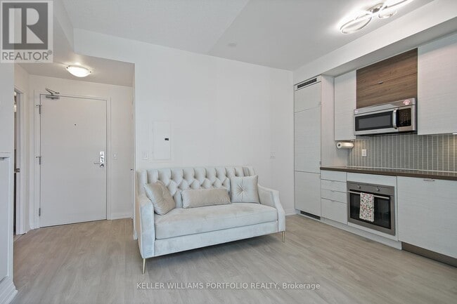 Photo du bâtiment - 59 Annie Craig Dr