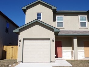 Building Photo - 111 Peruna Dr