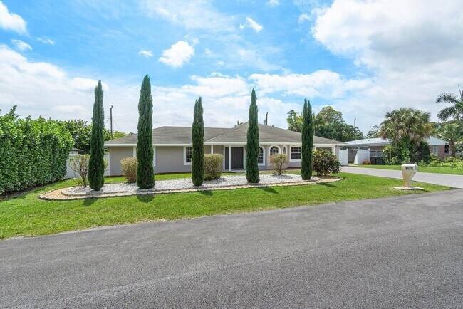 Building Photo - 4180 Chukker Dr