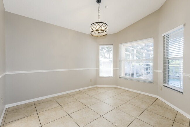Foto del edificio - 4425 Preston Woods Dr