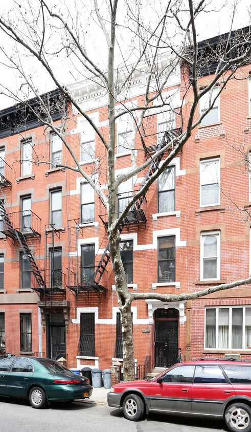Primary Photo - 233 Sackett St