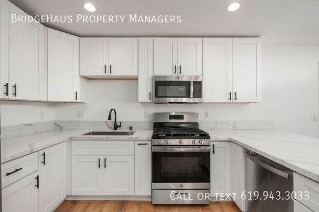Foto del edificio - 4161 Clairemont Mesa Blvd