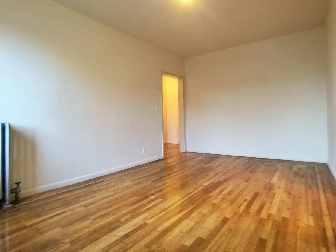 Foto principal - 1231 Fulton Ave