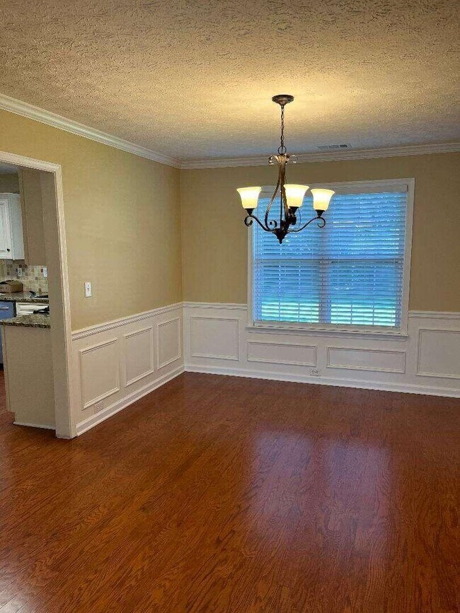 Foto del edificio - 329 Ethridge Dr NW