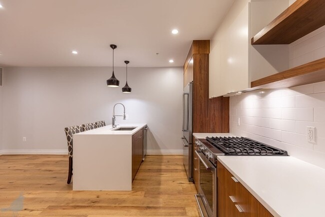 Photo - 4025 7th St NE House