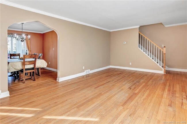 Foto del edificio - 355 Patterson Ave