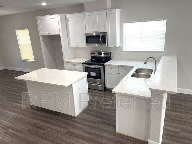 Foto del edificio - 1118 5th Ave N