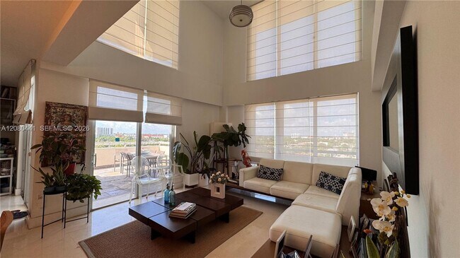 Foto del edificio - 2400 SW 27th Ave
