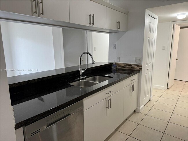 Foto del edificio - 10410 SW 157th Ct