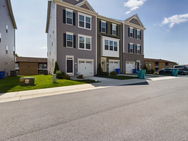 Foto del edificio - 25 Chester Ct