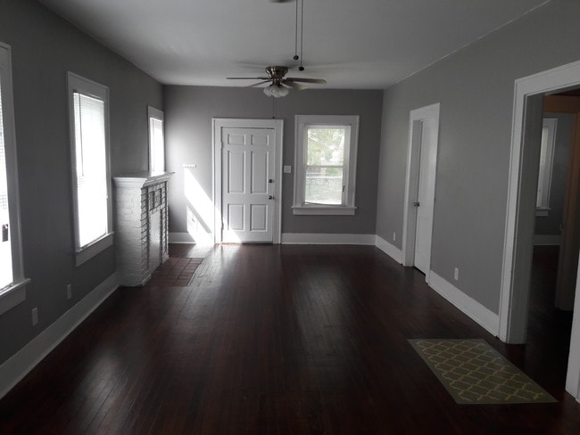 Living Room - 106 Jamaica St