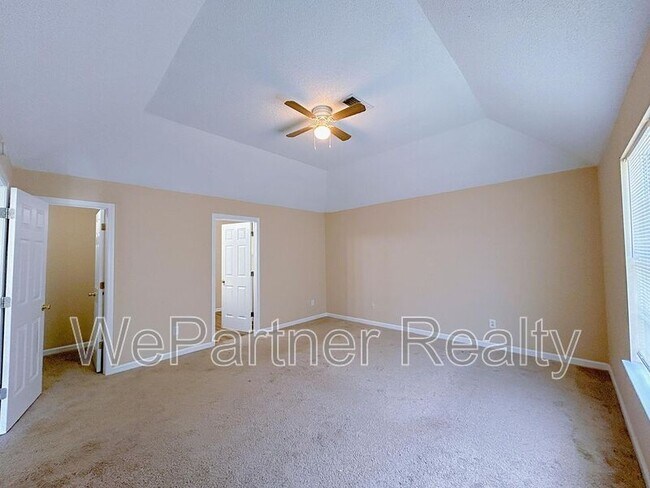 Foto del edificio - 7112 Brecken Pl