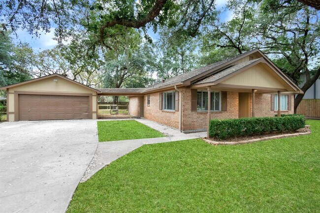 Foto del edificio - 13219 Jasper Ln