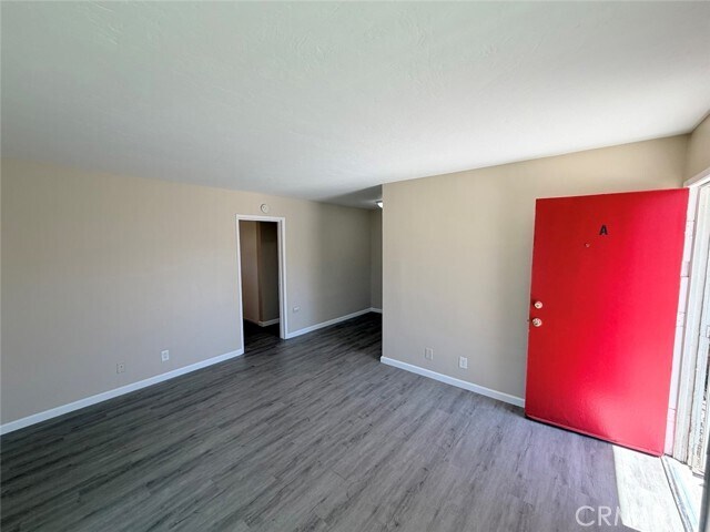 Foto del edificio - 316 N San Gabriel Ave