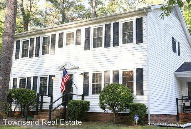 Building Photo - 4 br, 2.5 bath House - 509 Edinburgh Dr.