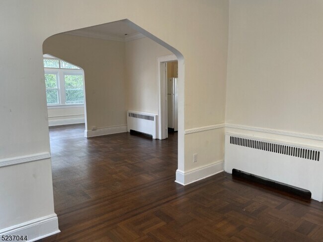 Foto del edificio - 394 Lafayette Ave