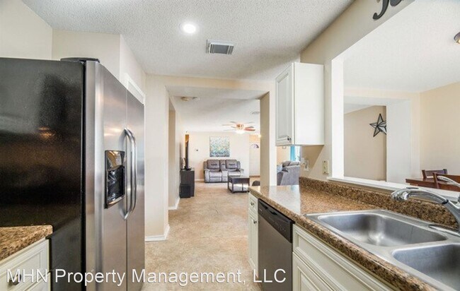 Foto del edificio - 3 br, 2 bath House - 4013 Mystic Sunrise Dr