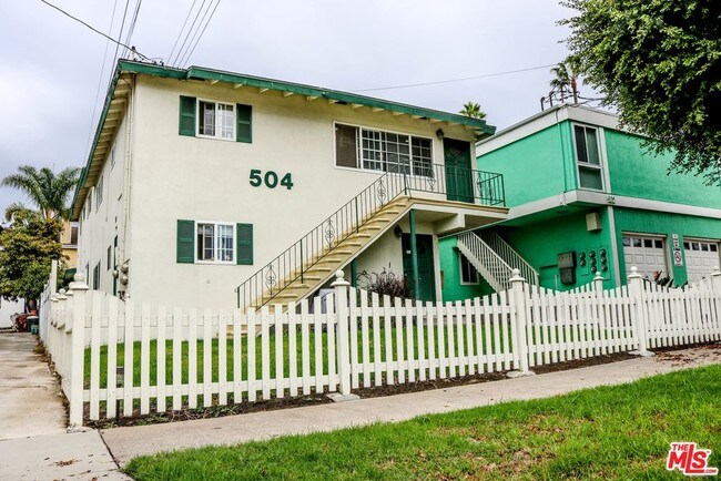 Foto del edificio - 504 N Elena Ave