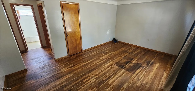 Building Photo - 12908 Oak St