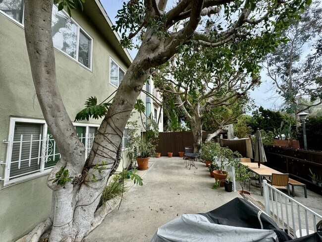 Foto del edificio - Steps from the famous Venice Boardwalk