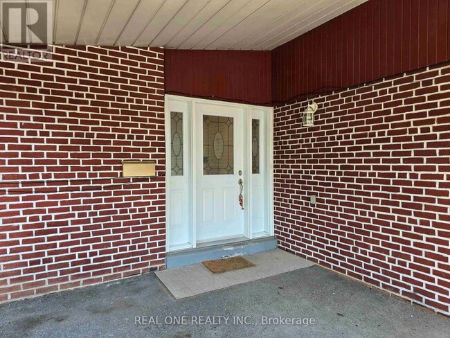 Building Photo - 37 Bessarion Rd