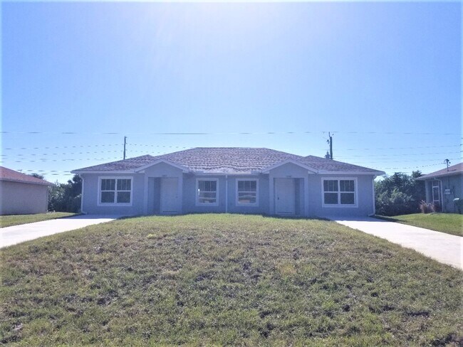 Foto del edificio - Brand New 2BR/2BA Duplex for Rent!