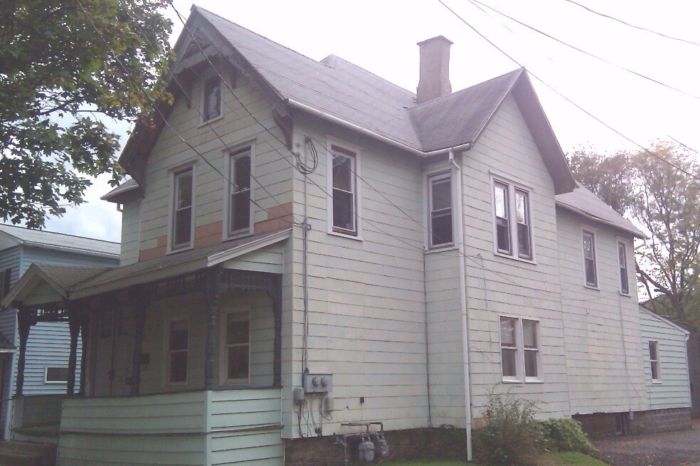 130 Hawley St, Binghamton, NY 13901 House Rental in Binghamton, NY