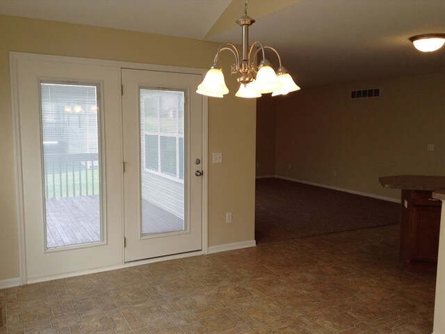 Foto del edificio - 962 Shephard Woods Ct