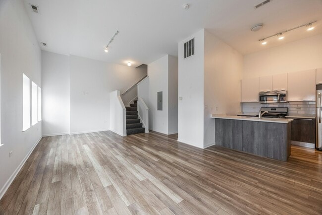 Photo - 2700 W North Ave Apartment