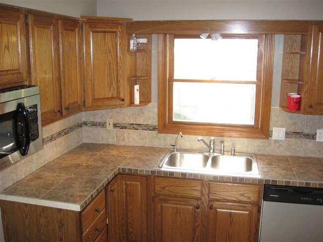 Foto del edificio - 3 br, 2.5 bath House - 135 Glen Eagle