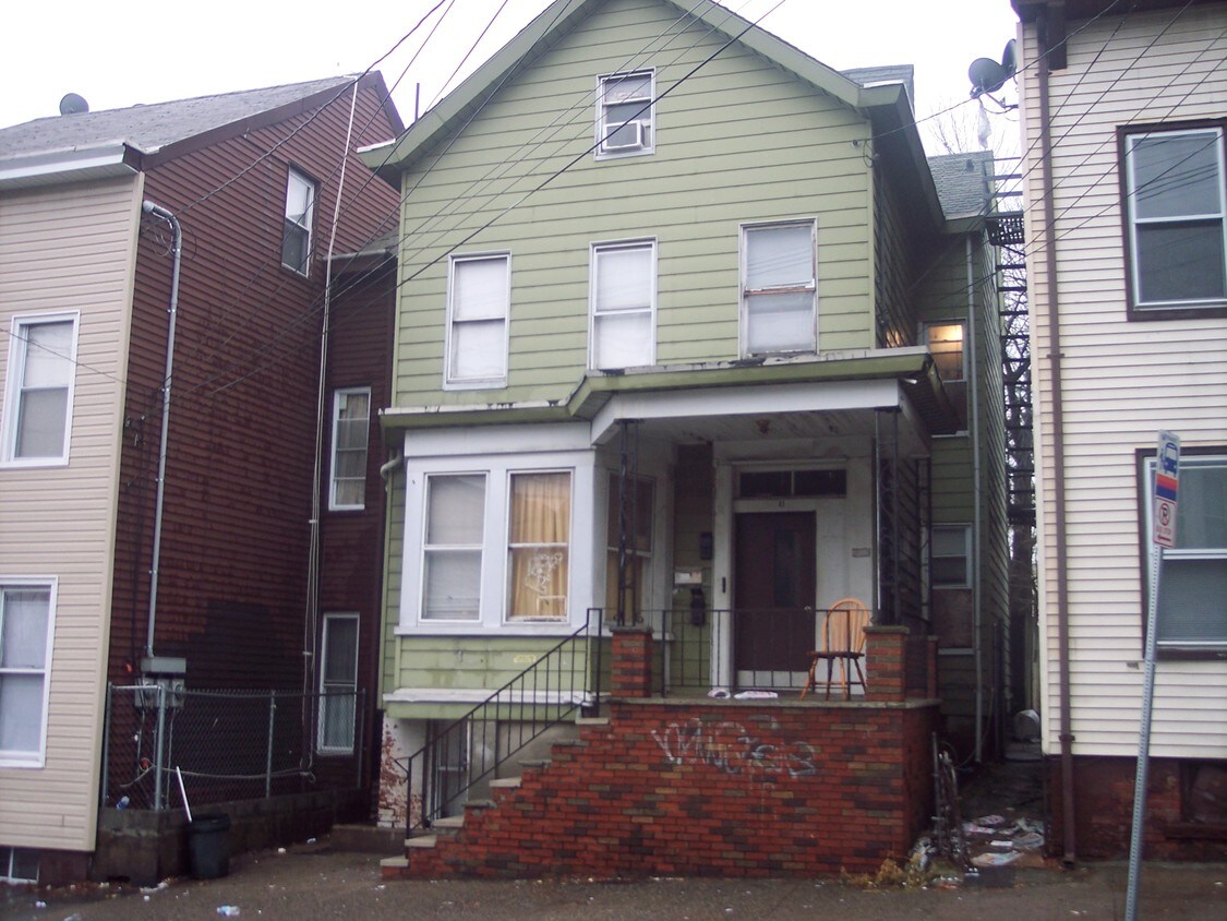Primary Photo - 41 Wayne Ave