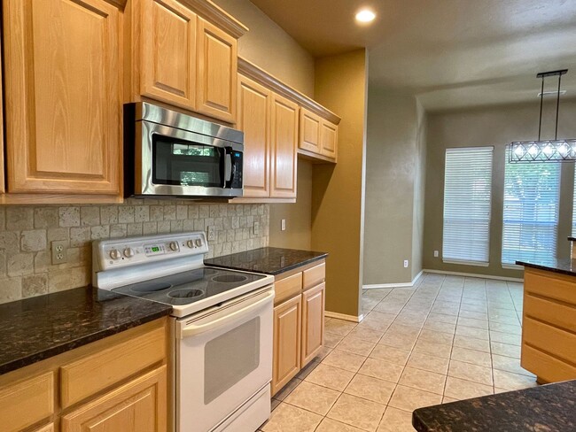 Foto del edificio - Beautiful 3 bed 2 bath home in a great loc...