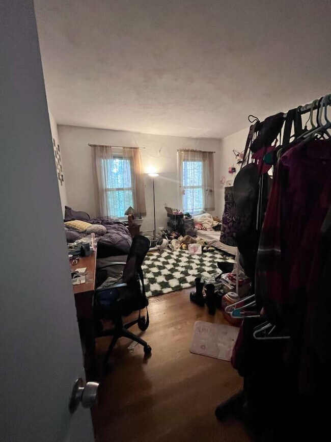 Foto del edificio - 731 Parker St