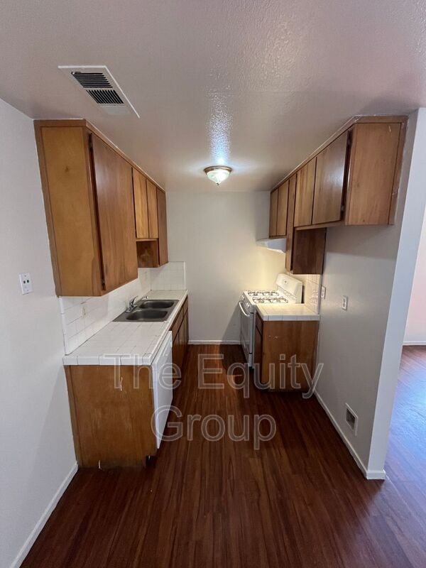 Foto del edificio - 1025 N Wisconsin Way