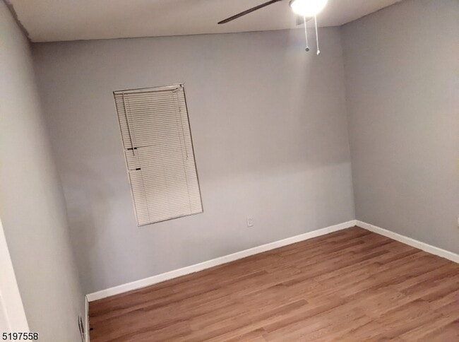 Building Photo - 259 Schley St