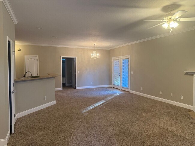 Building Photo - One Level Garden Home in Athena Park