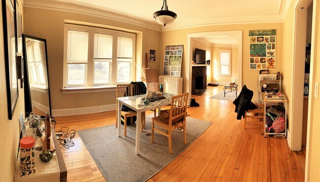 Foto del edificio - 3449 Grand Ave S