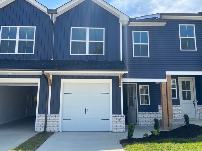 Foto del edificio - Modern 3-Bedroom Townhome!