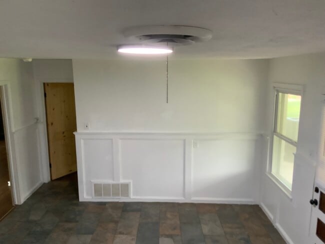 Building Photo - 5613 Odom Ave