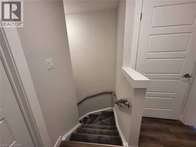 Building Photo - 118 Gravel Ridge Trail