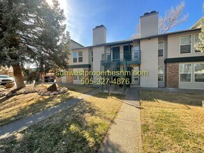 Building Photo - 1151 E Navajo St