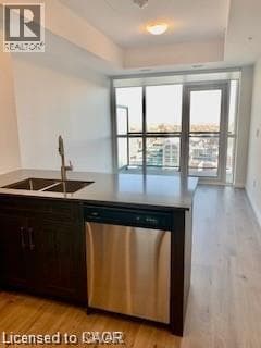 Photo du bâtiment - 60 Charles St W