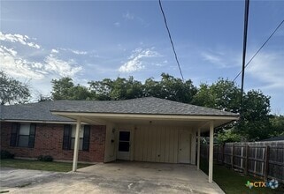 Building Photo - 416 W Humphreys St