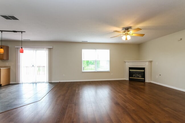 Foto del edificio - 1685 Cedar Mill Dr