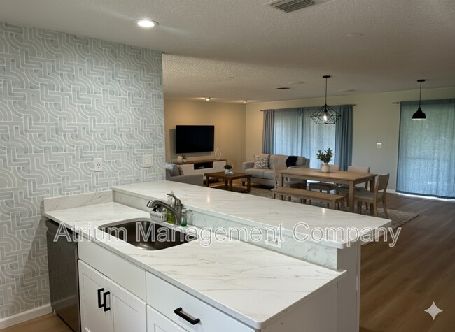 Foto del edificio - 10647 Deergrass Ln