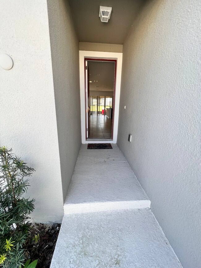 Front door - 559 Lake Smart Blvd