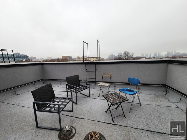 Foto del edificio - BEDFORD AVENUE