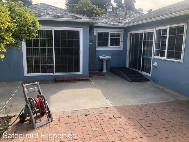 Foto del edificio - 3 br, 2 bath House - 1817 N. Britton Dr.