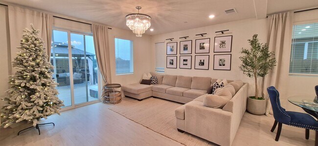 Building Photo - Tastefully Done & Stunning Place to Call Home